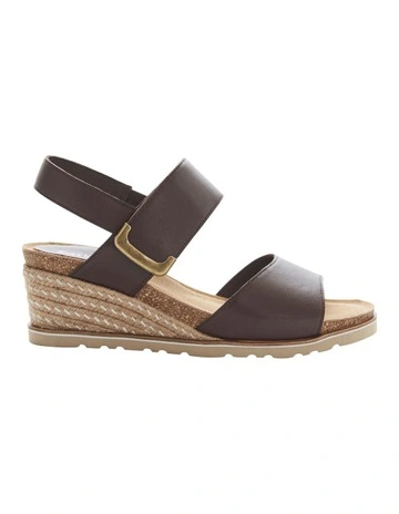 Terrace Sandals in Chocolate Glove