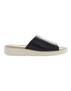 Safari Sandals in Black