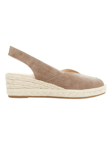 TAUPE SUEDE colour