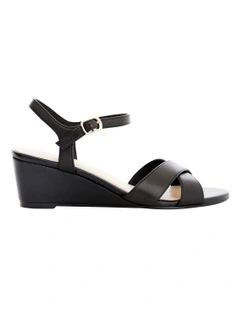Shelly Leather Sandals in Black