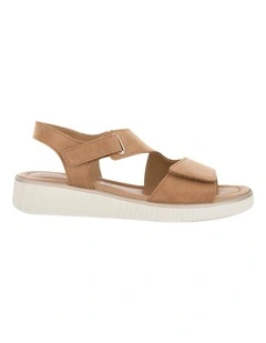Soraya Leather Sandals in Camel