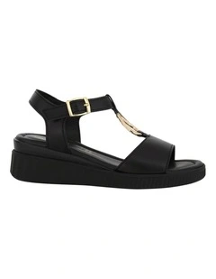 Fasinate Sandals in Black on Black