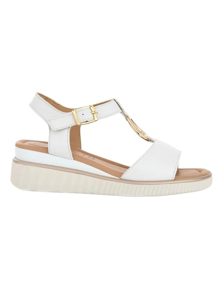 Fasinate Sandals in White Leather image 1