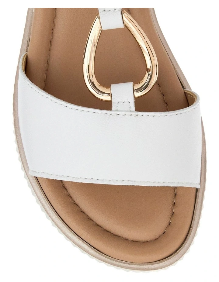 Fasinate Sandals in White Leather image 4