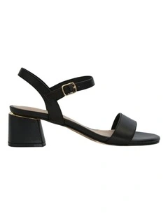 Madrid Sandals in Black Leather
