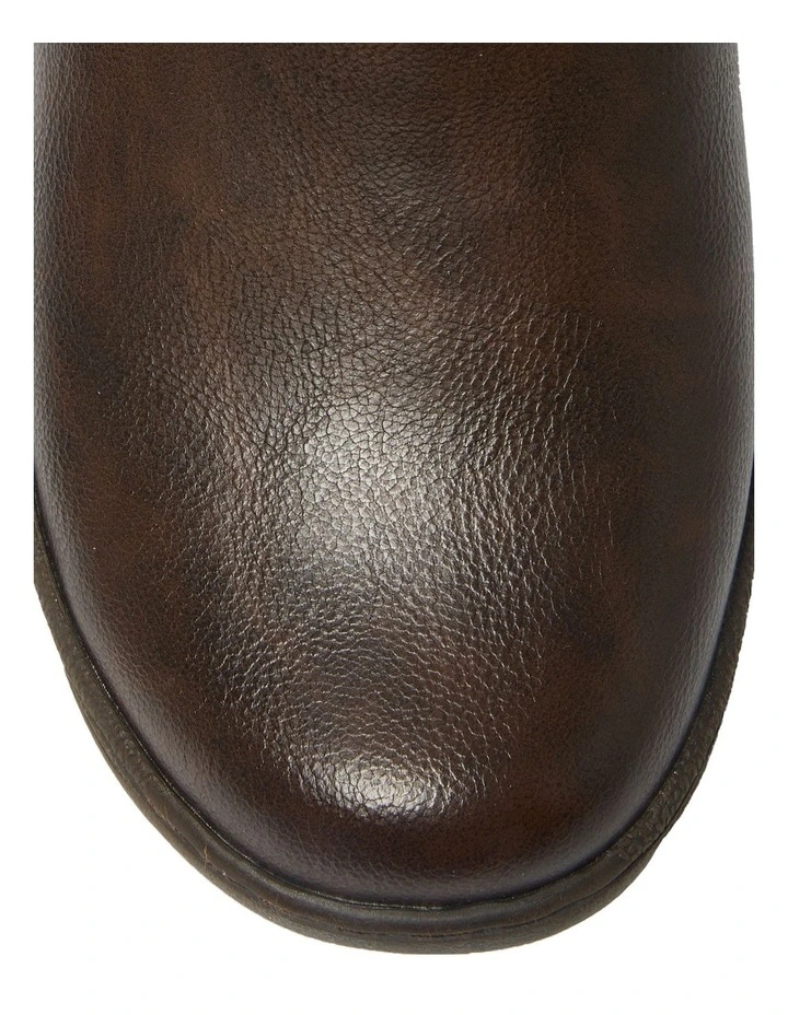 Eskimo Boots in Chocolate Micro image 4