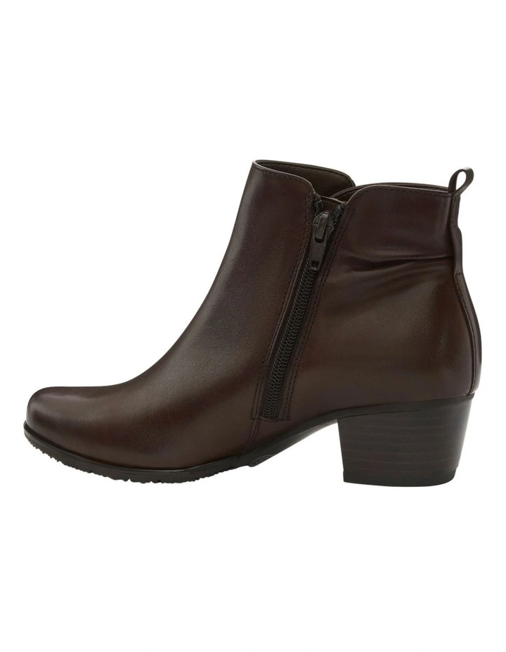 Brady Boots in Brown Leather image 3