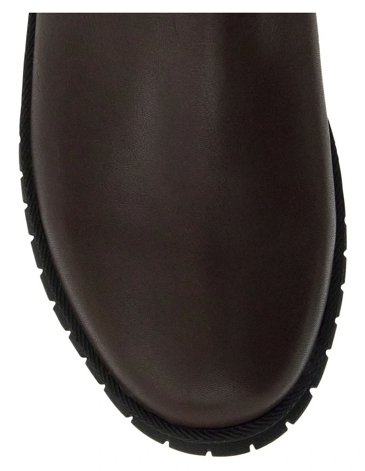 Factor Boots in Chocolate Glove image 4
