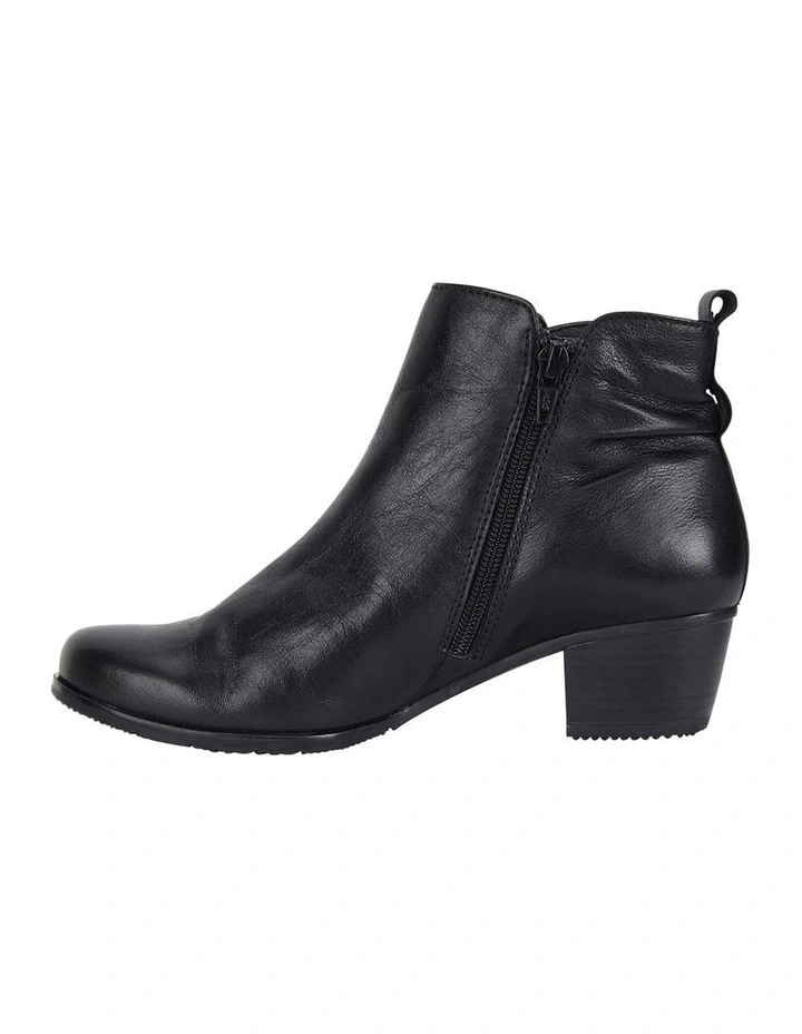 Brady Boots in Black Glove image 3