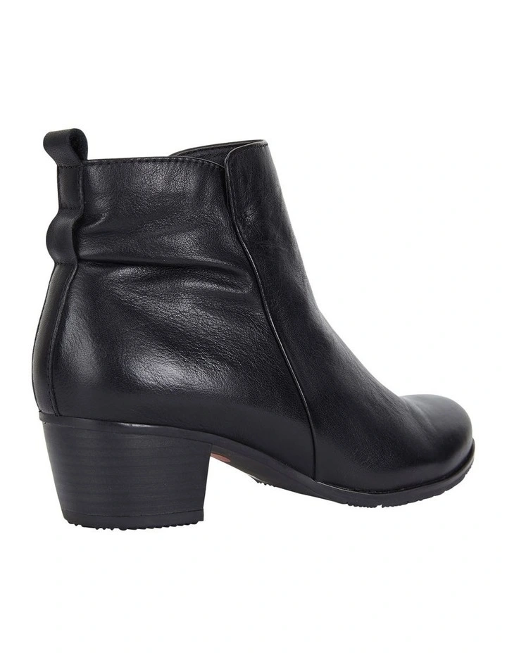 Brady Boots in Black Glove image 5