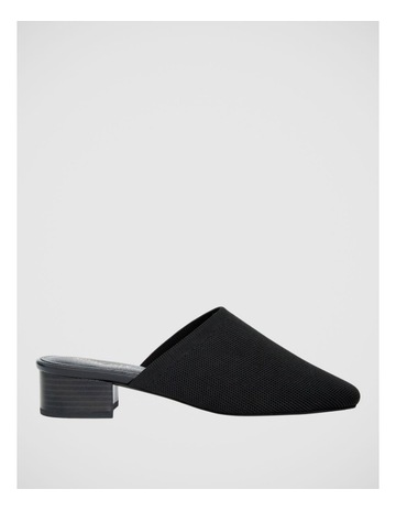 BLACK KNIT colour