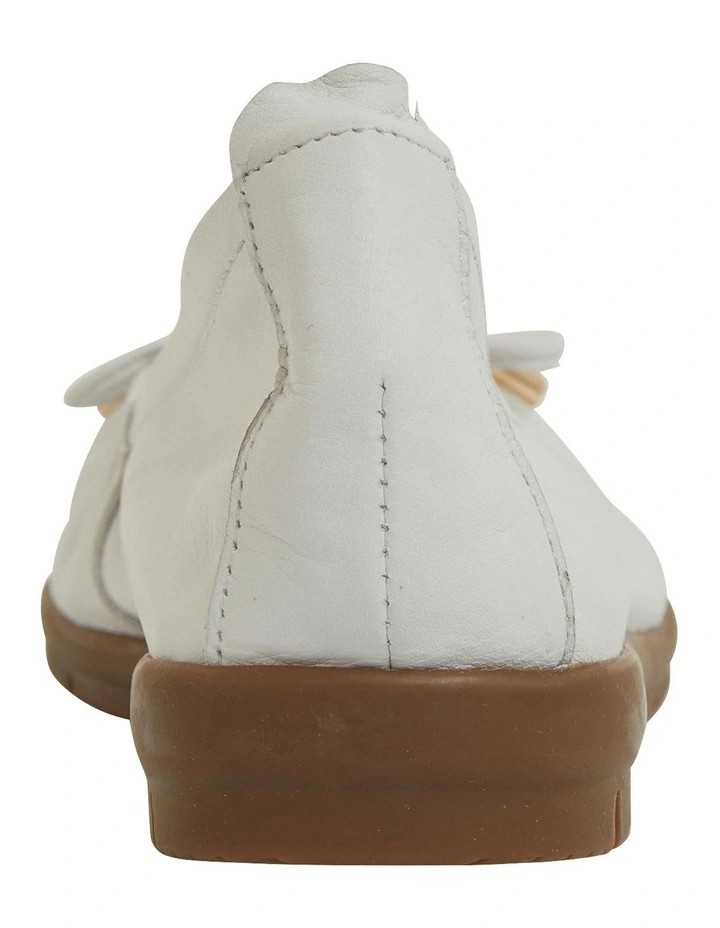 Barton Flat Shoes in White Leather image 5