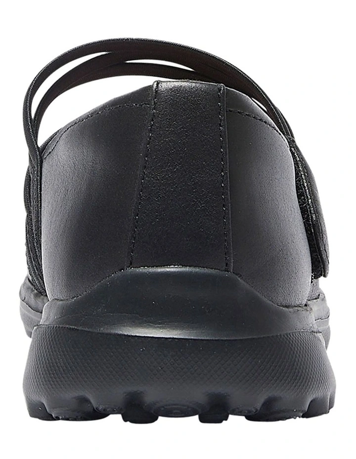 Olsen Sneakers in Black image 5