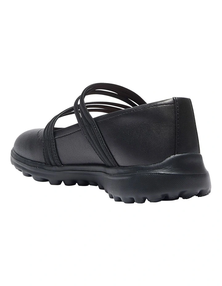 Olsen Sneakers in Black image 6