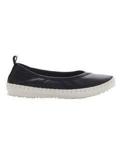 Rosalia Flats in Black Leather
