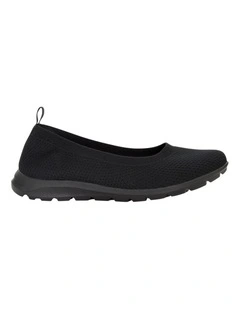 Presto Sneakers in Black on Black