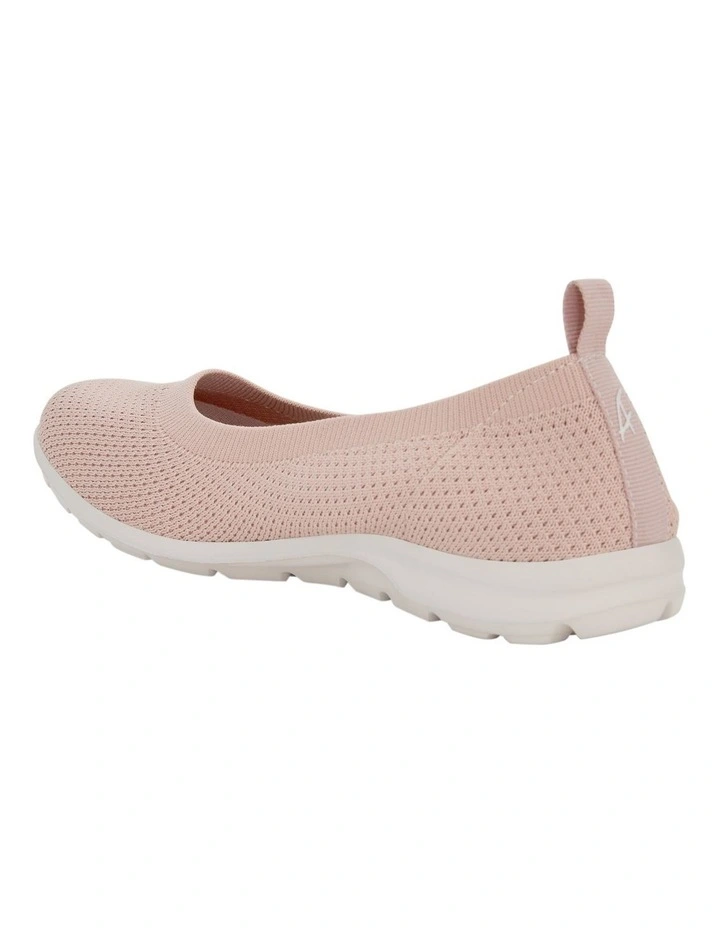 Presto Sneakers in Blush Stretch image 3