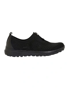Oberon Sneakers in Black Black
