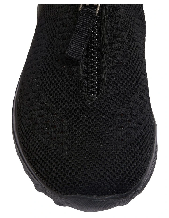 Oberon Sneakers in Black Black image 6
