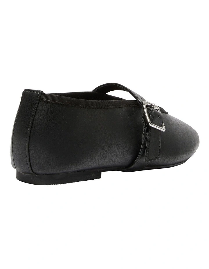 Robyn Flat Shoes in Black image 4
