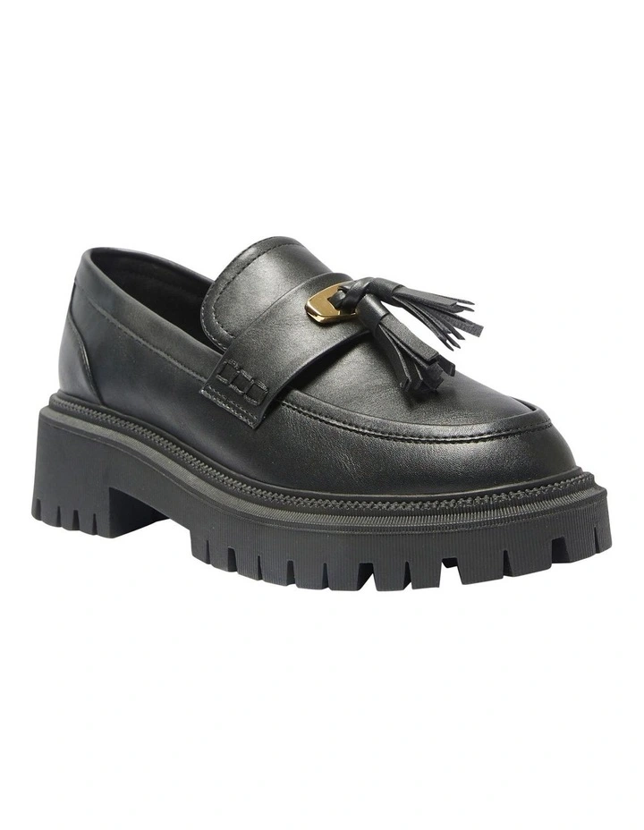 Strike Flat Shoes in Black image 2