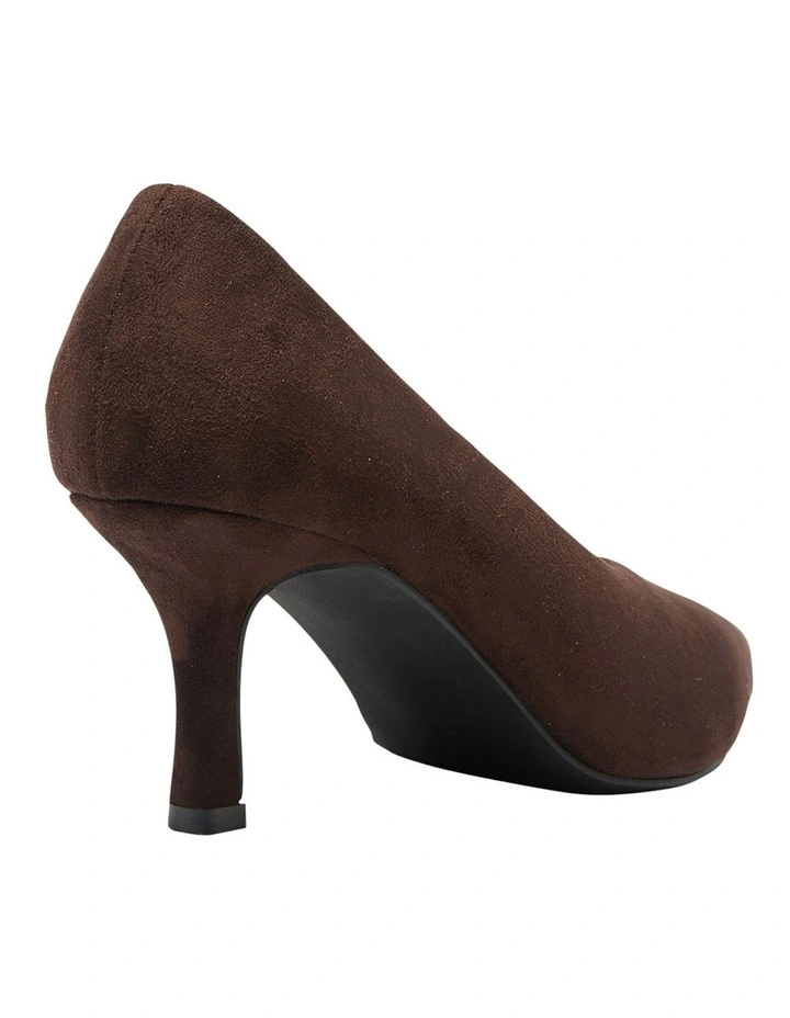Harold Heeled Shoes in Chocolate image 4