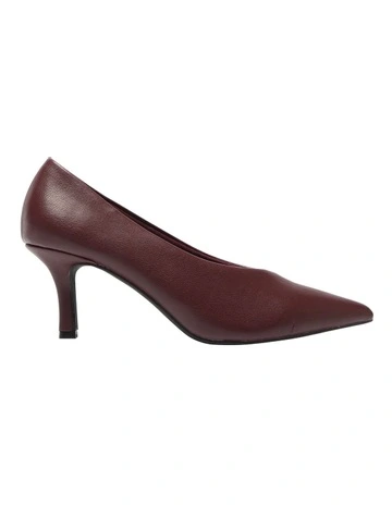 Harold Heeled Shoes in Wine