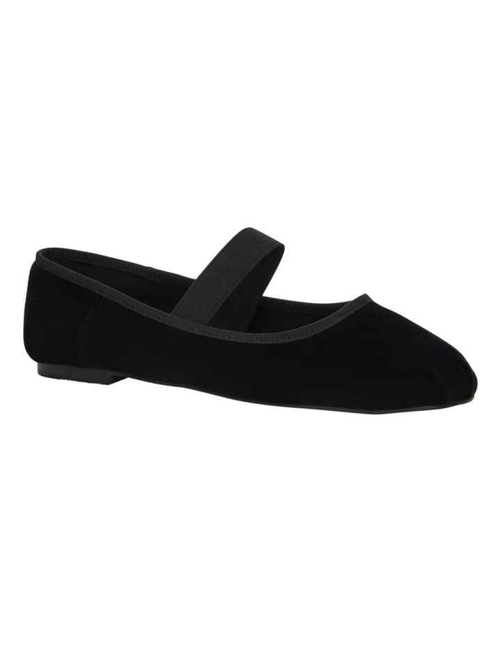 Roxana Flat Shoes in Black Velvet image 2