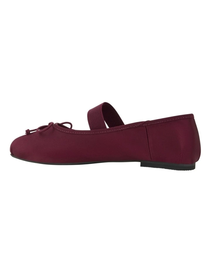 Rose Flat Shoes in Bordeaux Satin image 3