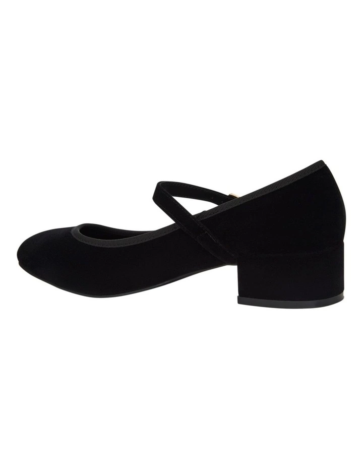 Juliet Heeled Shoes in Black Velvet image 3