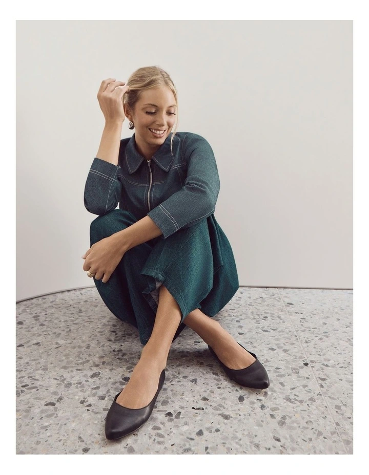 Joyce Flat Shoes in Black image 3