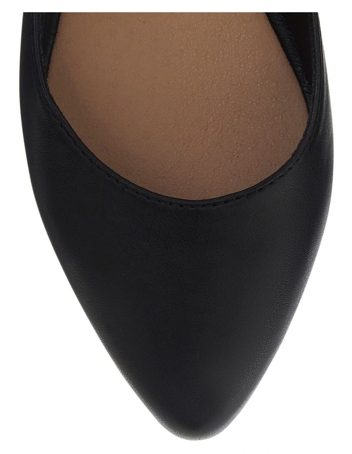 Joyce Flat Shoes in Black image 6