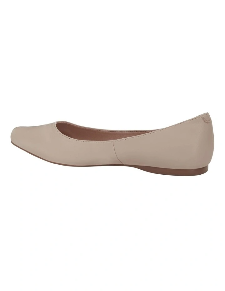 Joyce Flat Shoes in Nude image 3