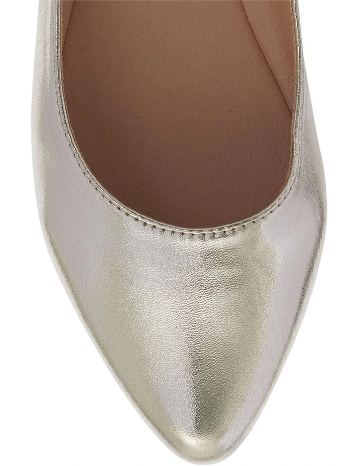 Joyce Flat Shoes in Soft Gold image 4