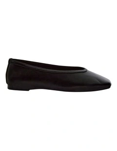 Emily Ballet Flats in Black