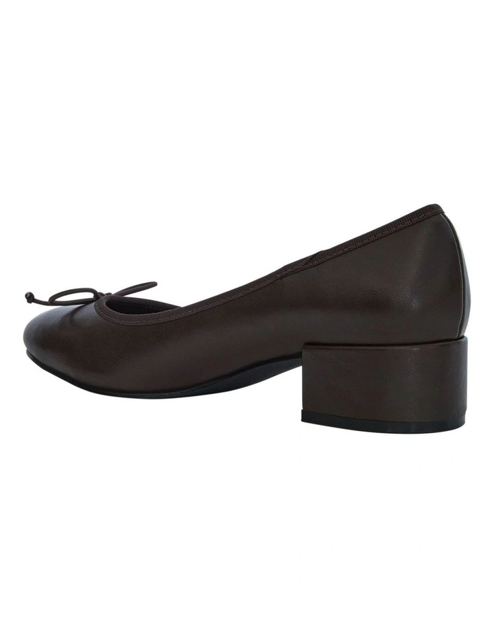 Janet Heeled Shoes in Chcocolate image 3