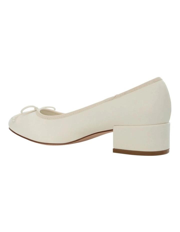 Janet Heeled Shoes in ivory image 3