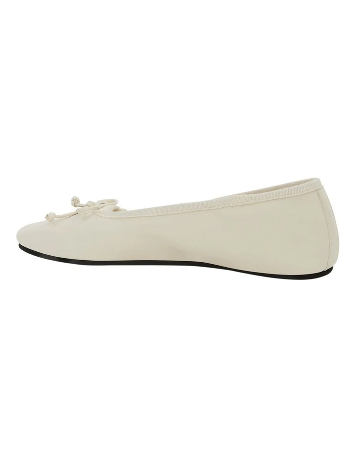 Samantha Ballet Flat in Ivory image 3