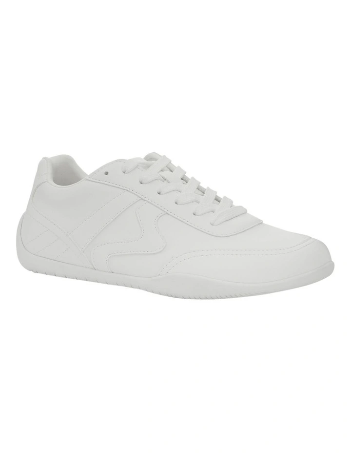 Score Sneakers in White image 2