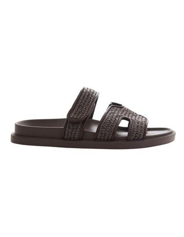 Chocolate Raffia colour