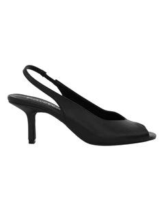 Hade Sandals in Black