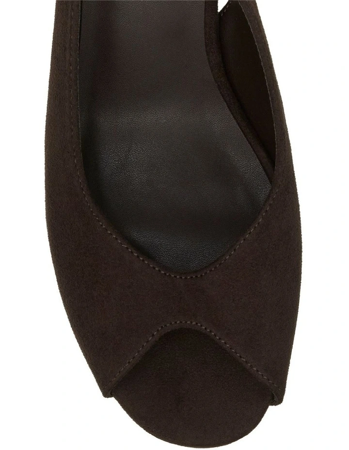 Hade Sandals in Chocolate Micro image 4