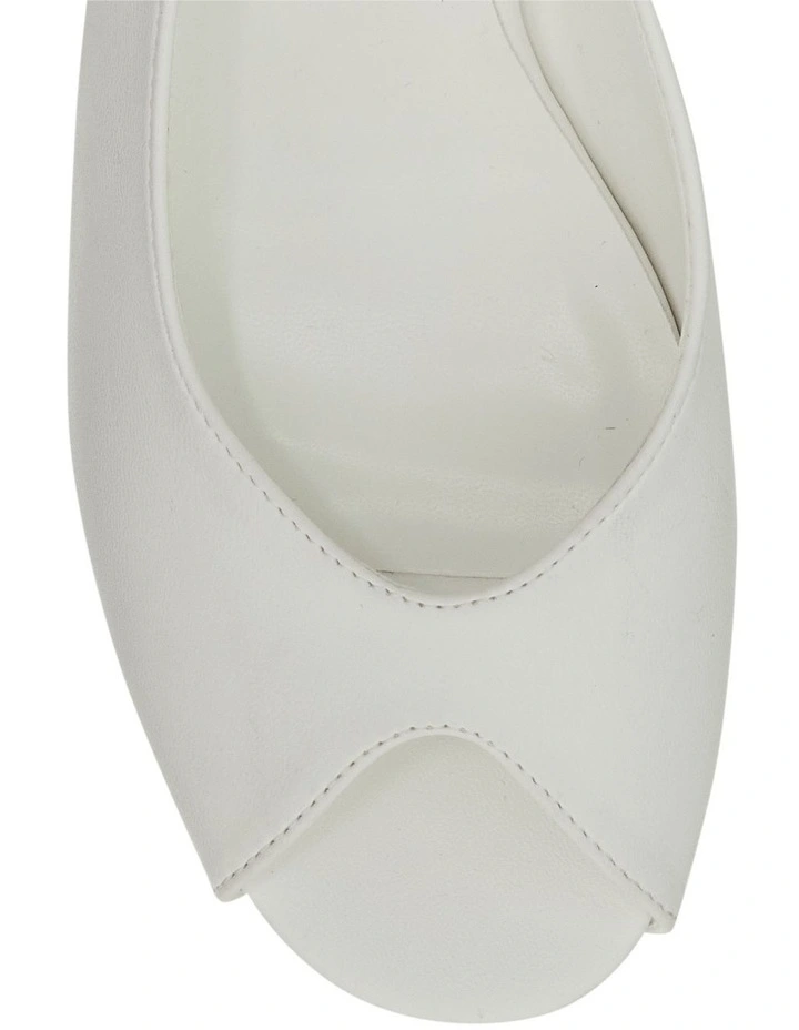 Hade Sandals in White image 4