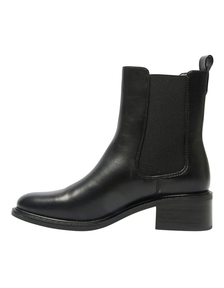 Bedford Boots in Black Smooth image 3