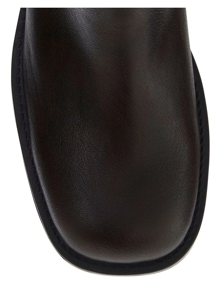 Rova Boots In Chocolate image 4