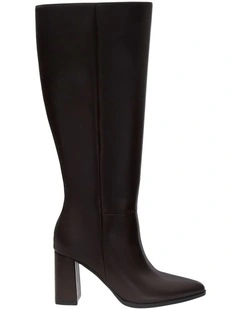 Clara Boots in Chocolate