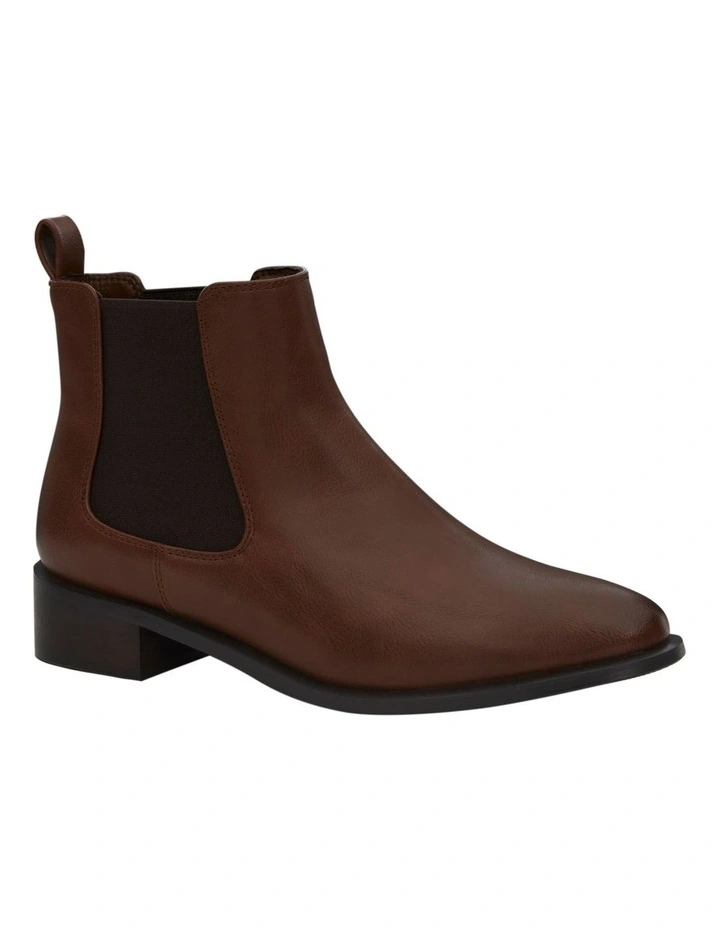 Denzel Boots in Tan image 2