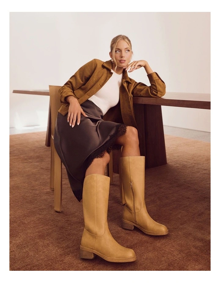 Rebel Boots in Natural image 2