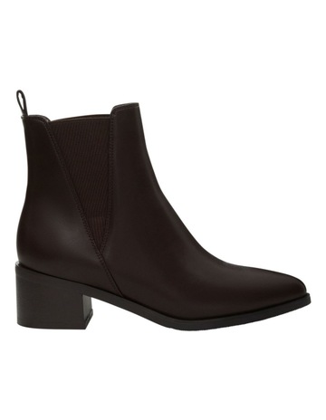 CHOCOLATE SMOOTH colour