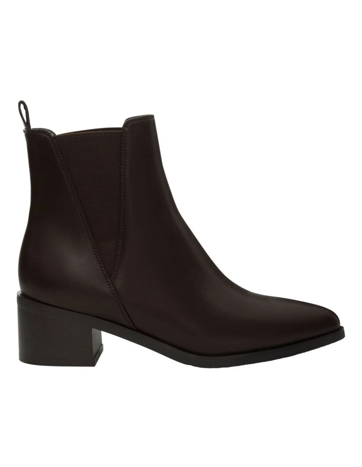 Noble Boots in Chocolate image 1